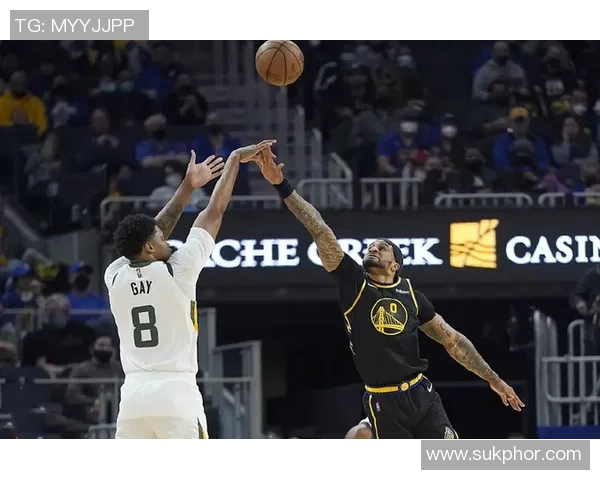 爵士队与勇士队精彩对决视频回看全程回顾与分析